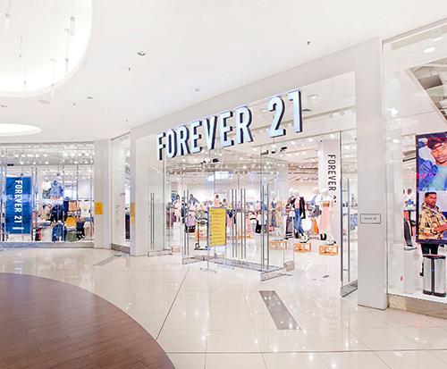 Forever 21 storefront