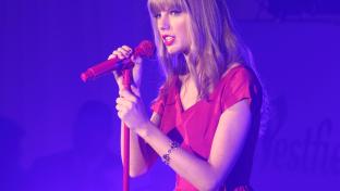 Taylor Swift (Landmark Media)